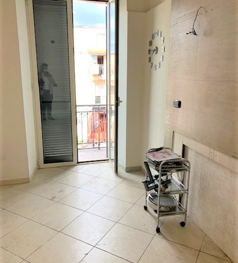Ampio Trilocale ristrutturato Corso Secondigliano